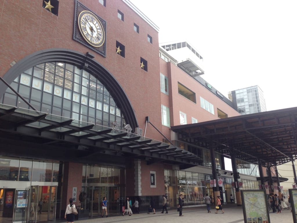 アミュプラザおおいたの正面口