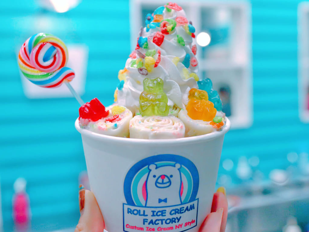 フリー素材「ロールアイスクリームファクトリー」