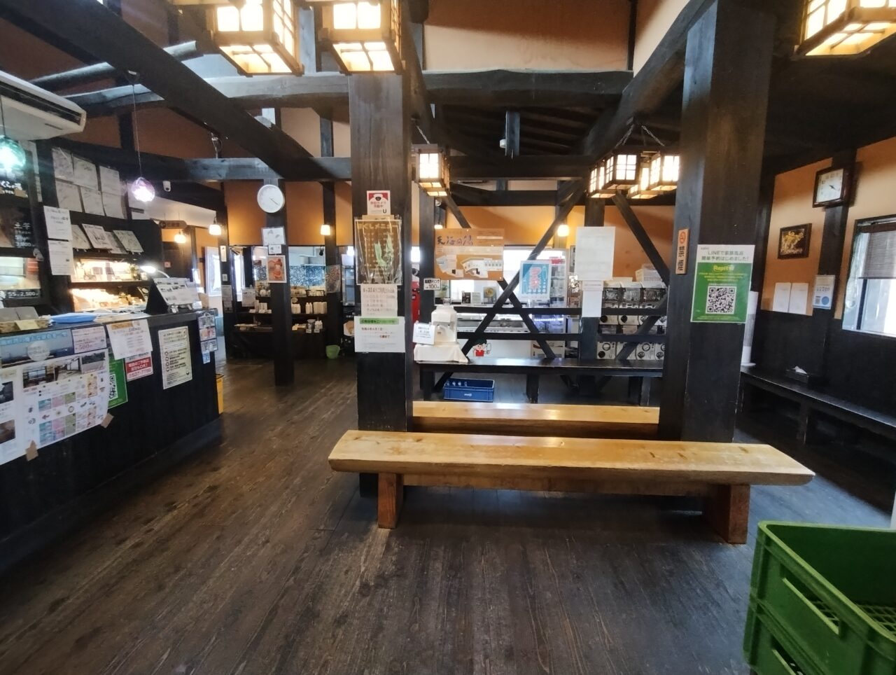 店内