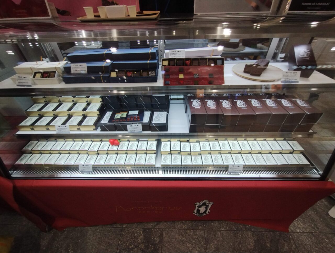 マヌカンビスのショーケース