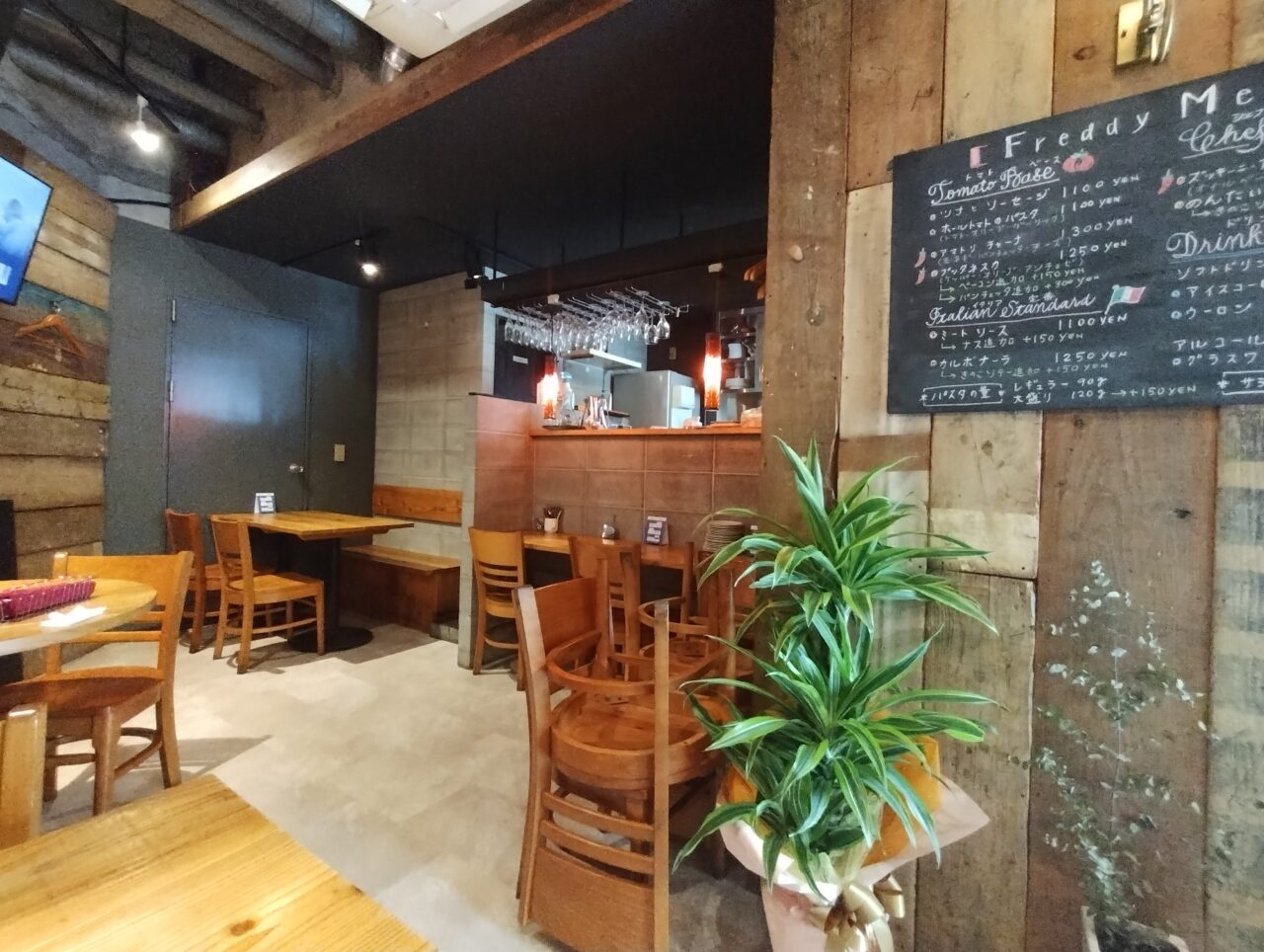 カウンター席
