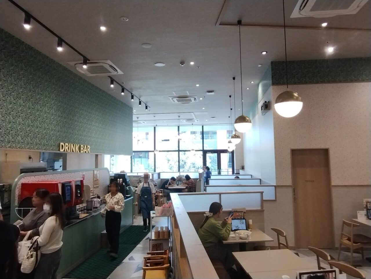 店内